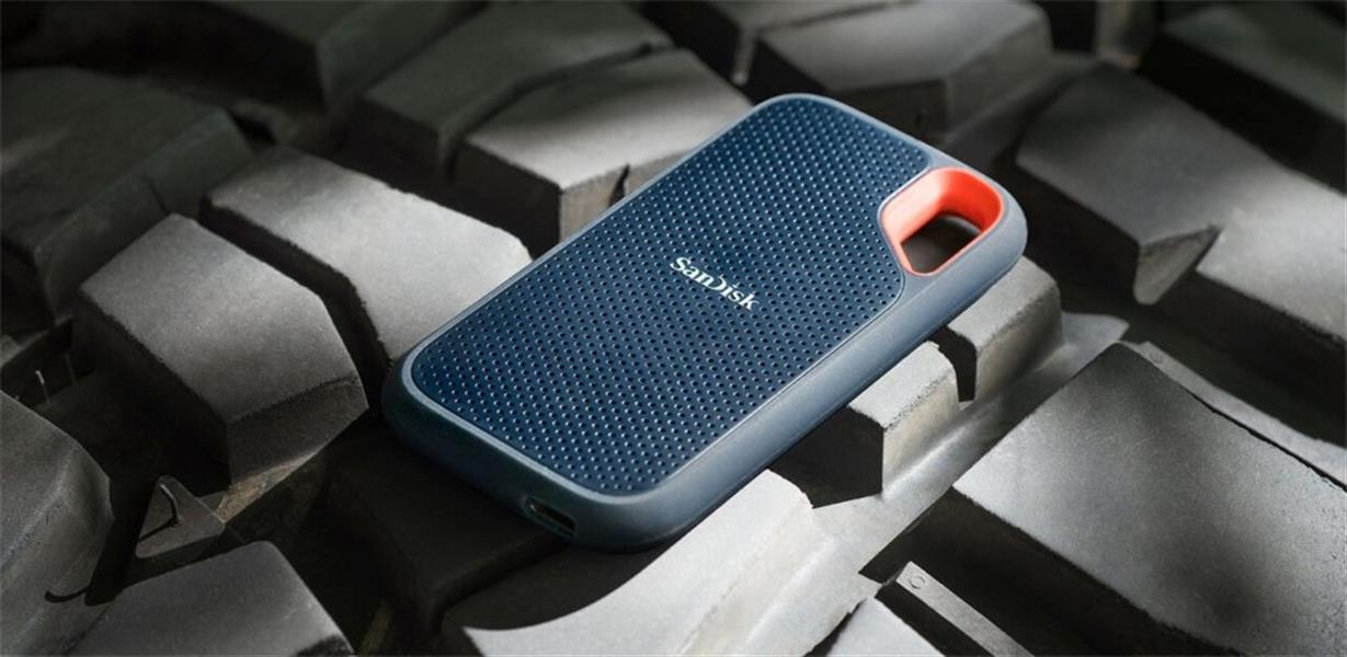 SanDisk SSDEX USB3.2 Extreme 2TB Portable SSD